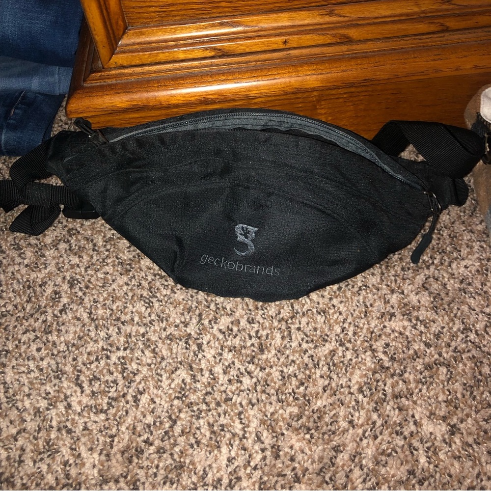 Black Fanny pack
